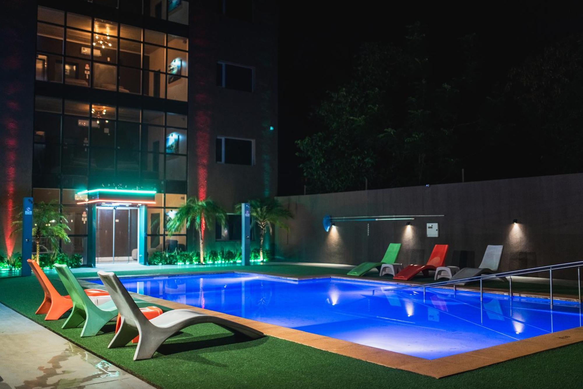 Hotel Boutique Genova 푸에르토이과수 외부 사진