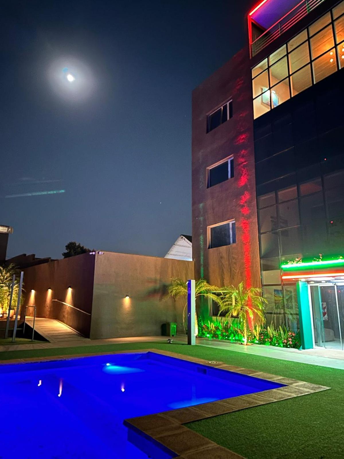 Hotel Boutique Genova 푸에르토이과수 외부 사진