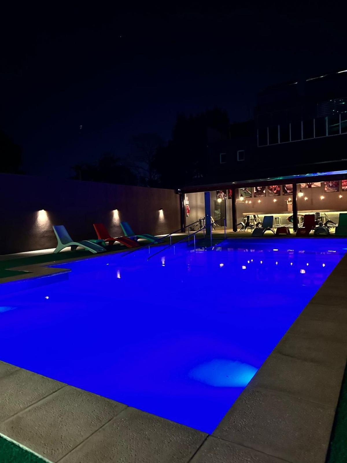 Hotel Boutique Genova 푸에르토이과수 외부 사진